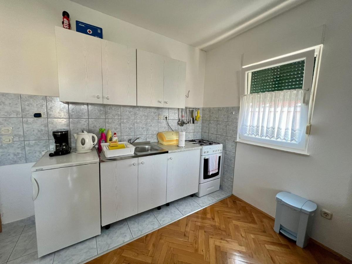 Apartment Troisa Kaštela エクステリア 写真