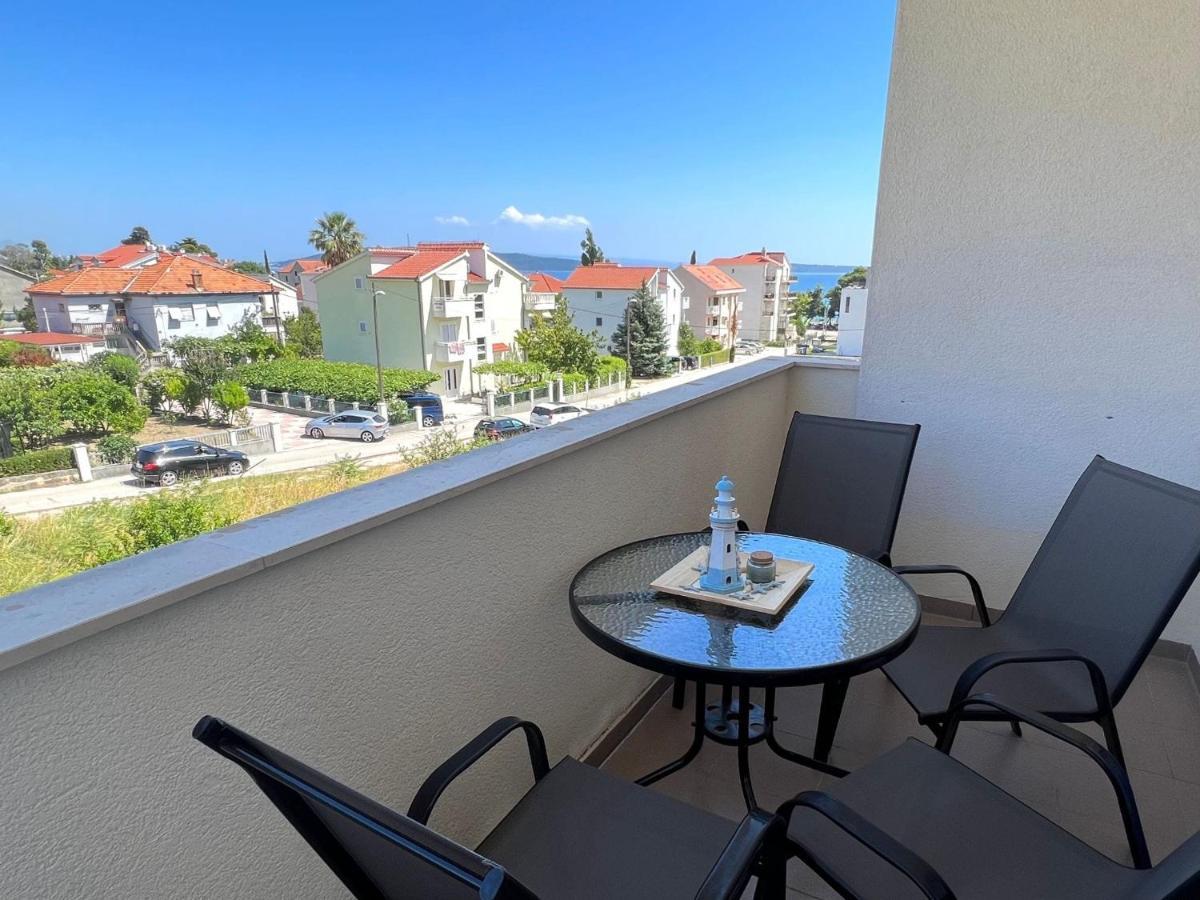 Apartment Troisa Kaštela エクステリア 写真
